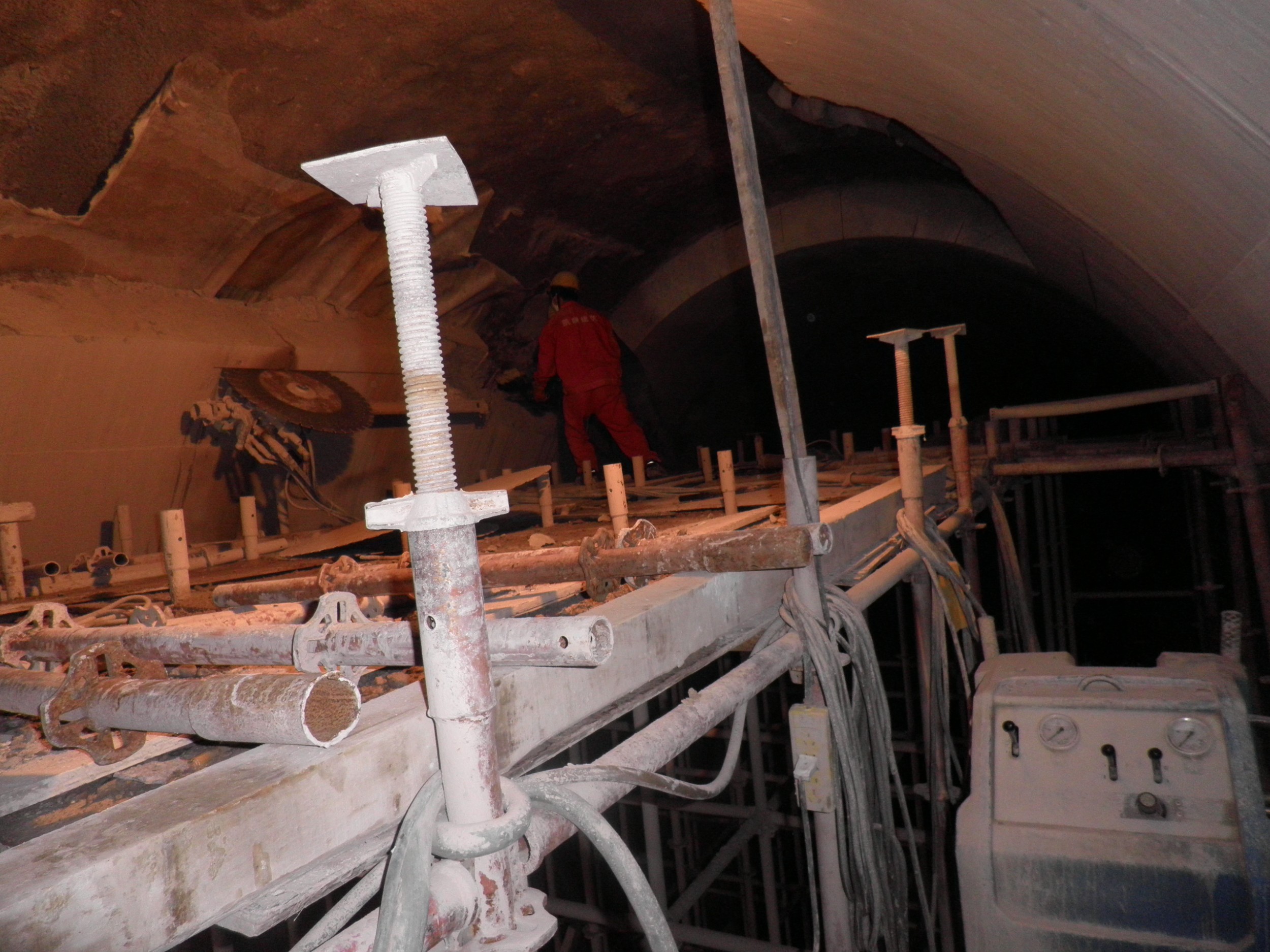 長武相公園隧洞切割工程